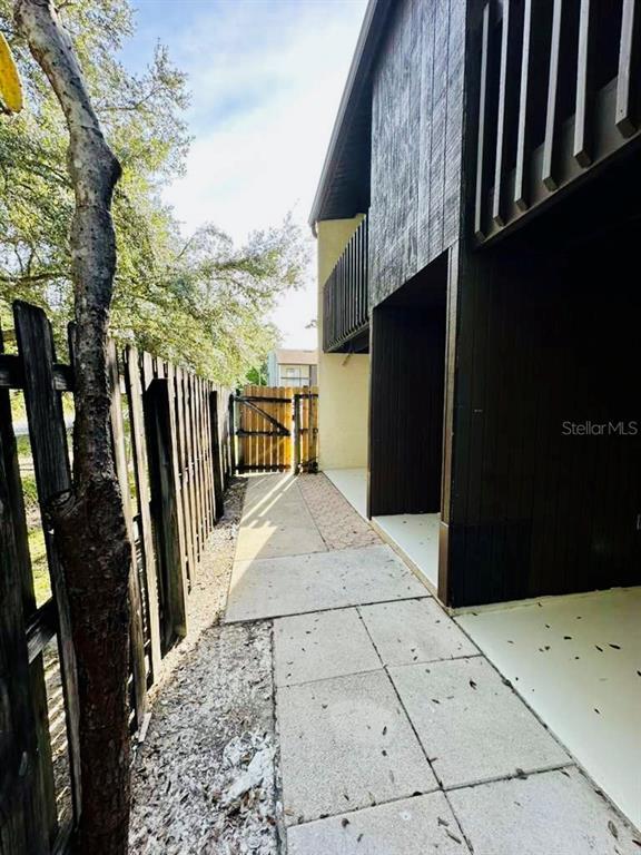 Foto del edificio - 2654 Crown Ct