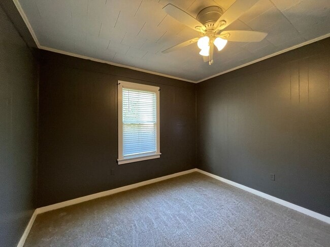 Building Photo - 4 Bedroom House in Port Allen