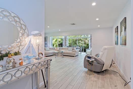 Foto del edificio - 415 Pine Tree Ct