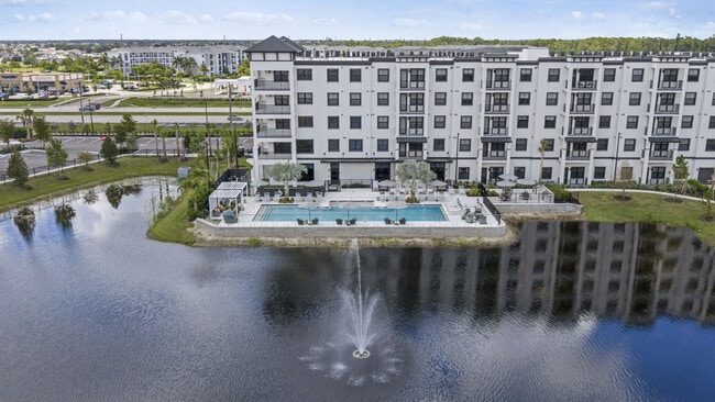 Building Photo - EVERGREEN PINE ISLAND