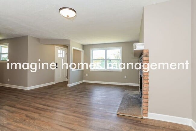 Building Photo - Coming Soon! Pet friendly 3 bedroom 2 bath...