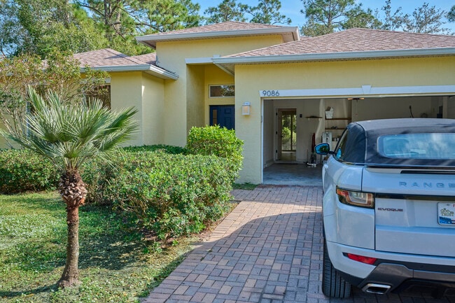 Foto del edificio - 9086 107th Ct