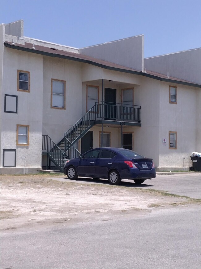 Foto del edificio - 105 Rockwell Way