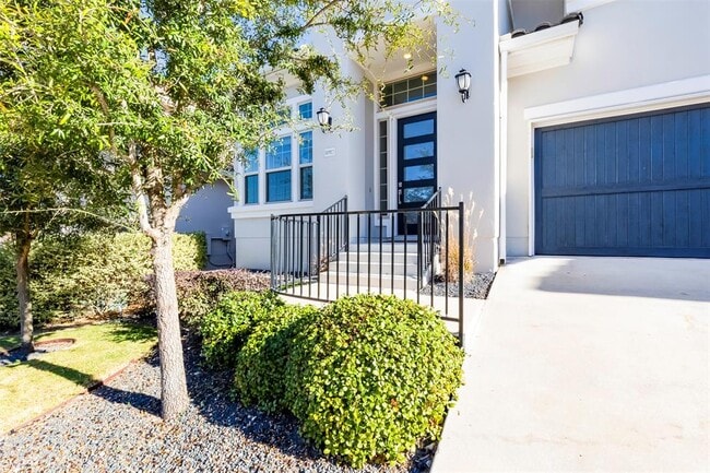 Building Photo - 11912 Bayshore Cv