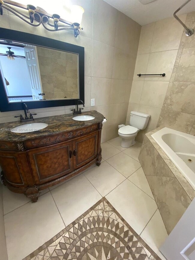 Foto del edificio - 8239 NW 8th Ct