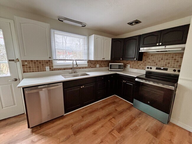 Foto del edificio - 1320 Westcott St