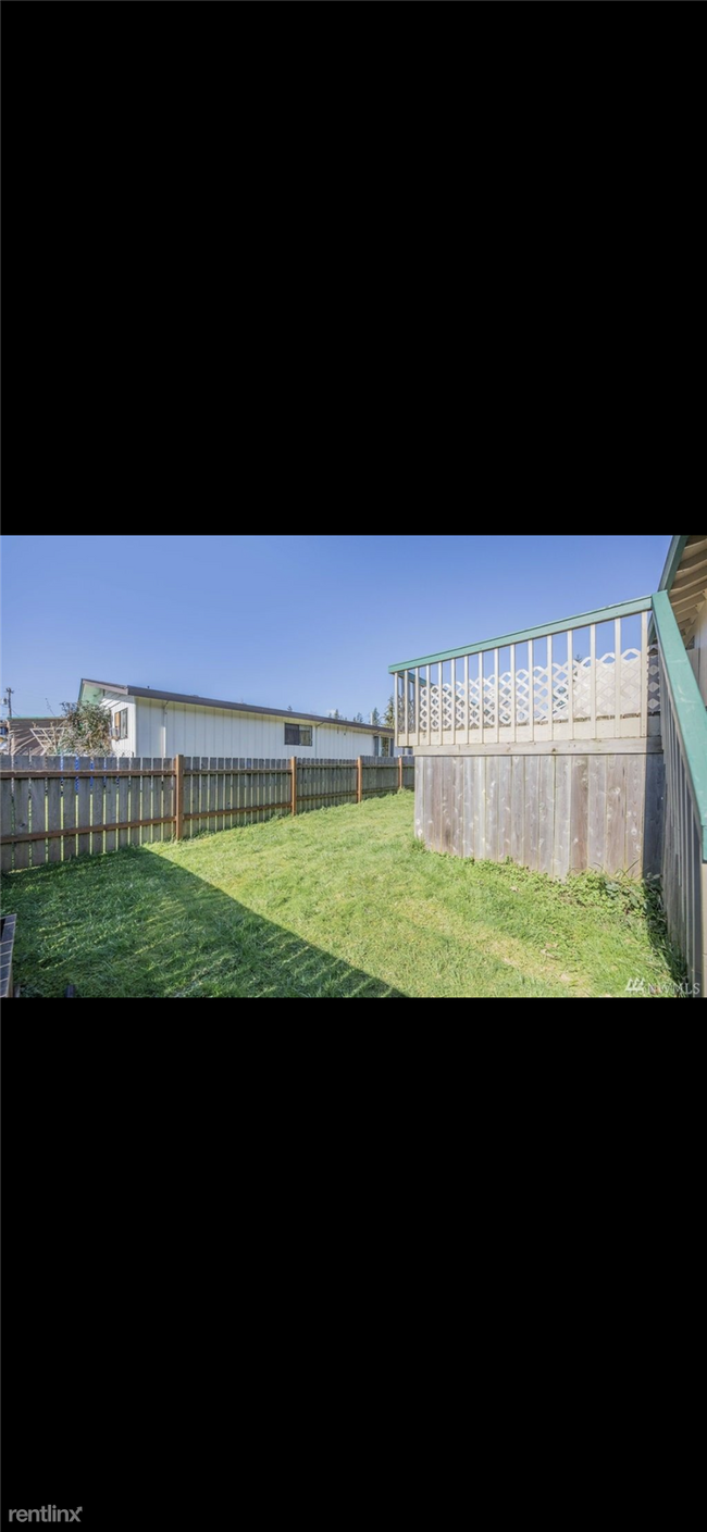 Building Photo - 2 br, 1 bath Condo - 311 Date Avenue C