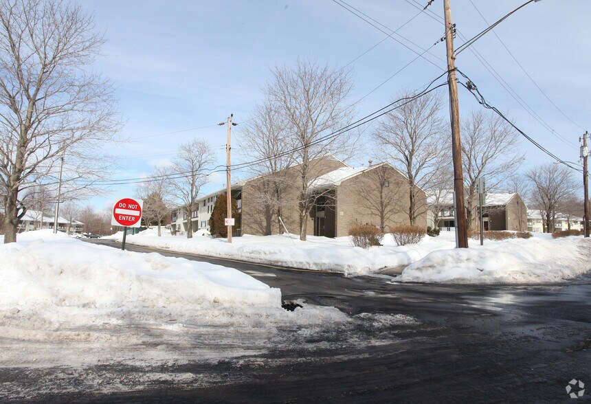 Wedgewood Apartments Rentals Bloomfield, CT