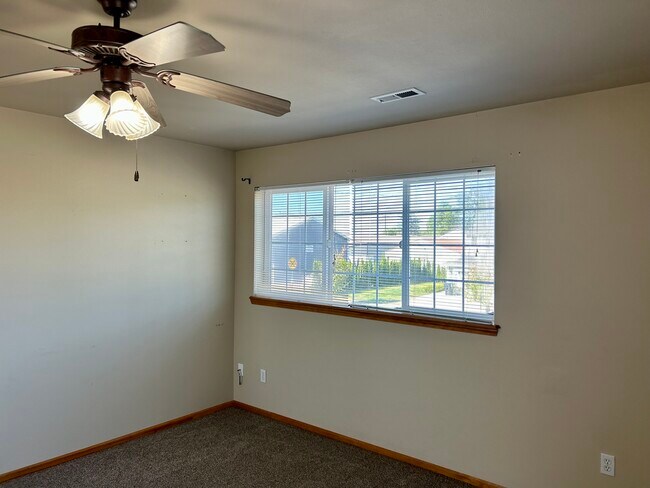Building Photo - 310 Nooksack Ave