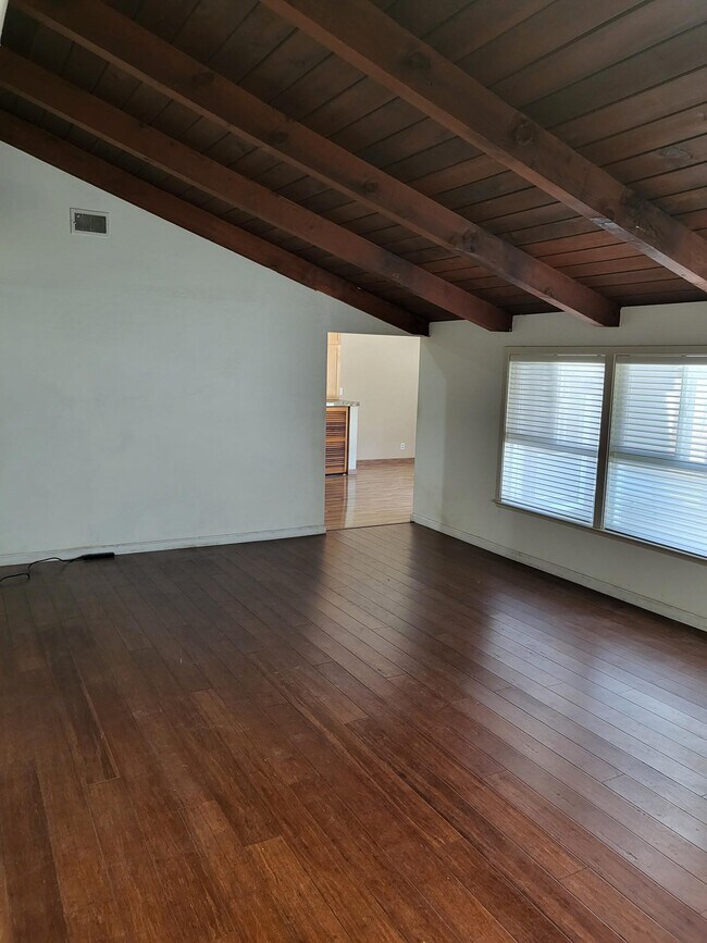 Foto del edificio - 1157 Karen Way