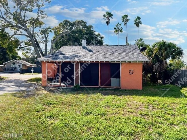 Building Photo - 1 br, 1 bath House - 710 Wyatt St
