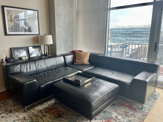 Building Photo - 1700 Bassett St