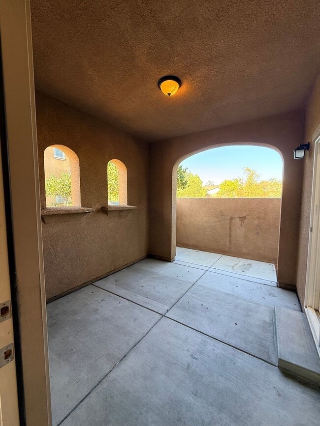 Building Photo - 3 Bedroom Condo for Rent in Murrieta