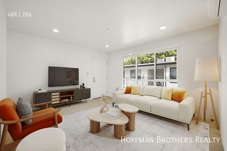 Foto principal - 847 S Sherbourne Dr