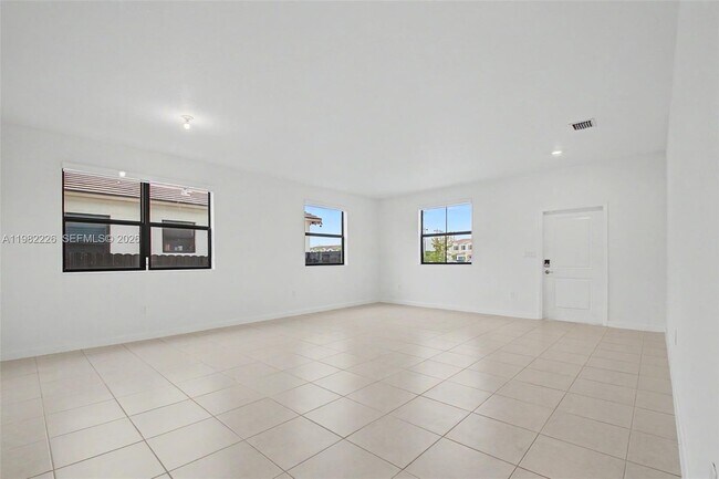 Foto del edificio - 23339 SW 133rd Ave