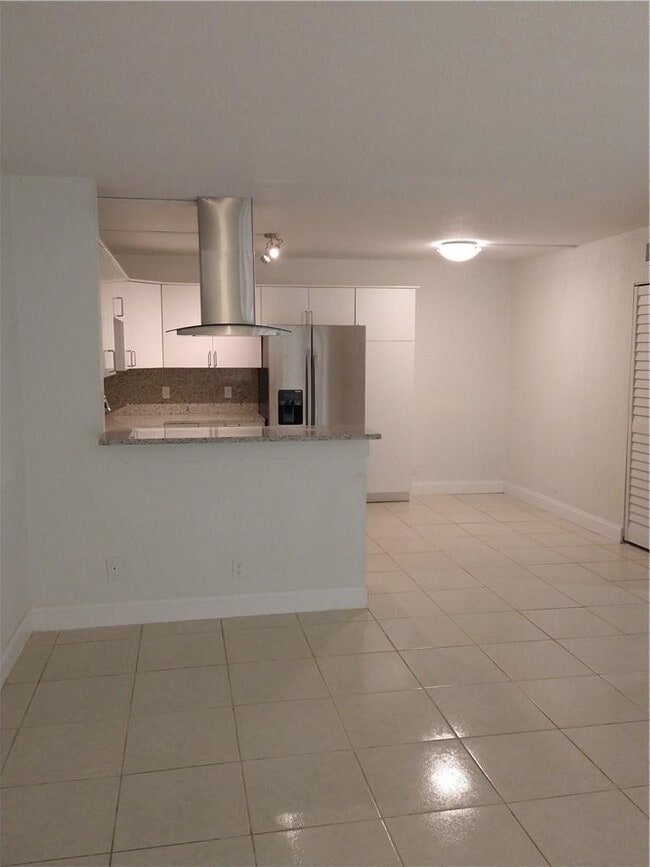 Building Photo - 3247 NW 104th Ave