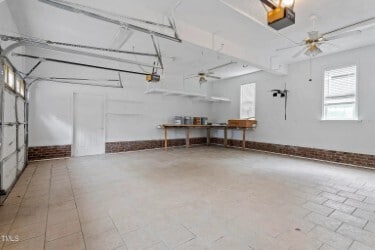 Building Photo - Beautiful 2100 sq. Ft Home on 2.47 Acres.