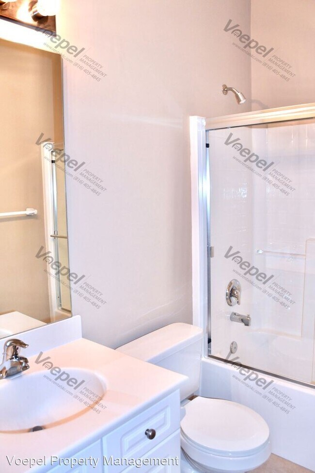 Foto del edificio - 2 br, 2 bath House - 4523 W 159th Terrace ...
