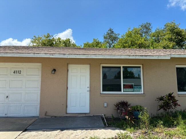 Foto del edificio - 4112 56th Ave Terrace E