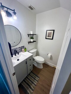 Foto del edificio - 1617 Long Ridge Ct
