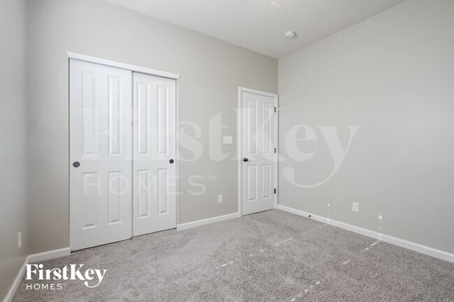 Foto del edificio - 6035 Aspen Meadow Dr