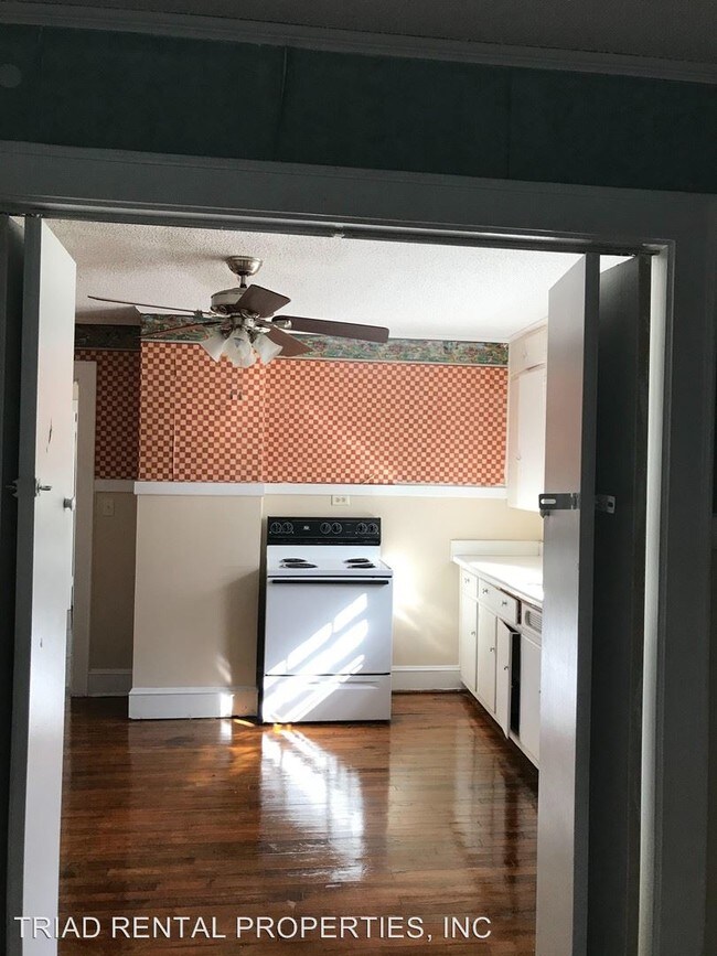 Foto del edificio - 3 br, 1 bath House - 842 CENTER STREET
