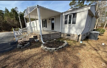 Building Photo - 6207 Ben Ln