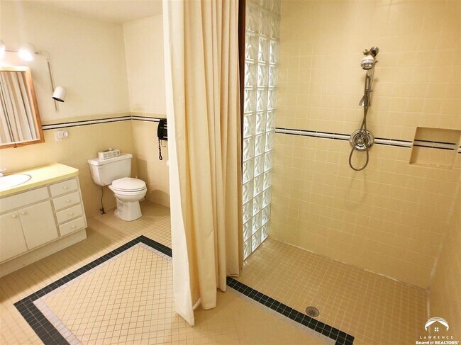 Foto del edificio - 1736 E 1029 Rd