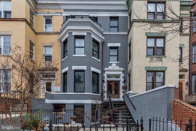 Building Photo - 1448 Harvard St NW