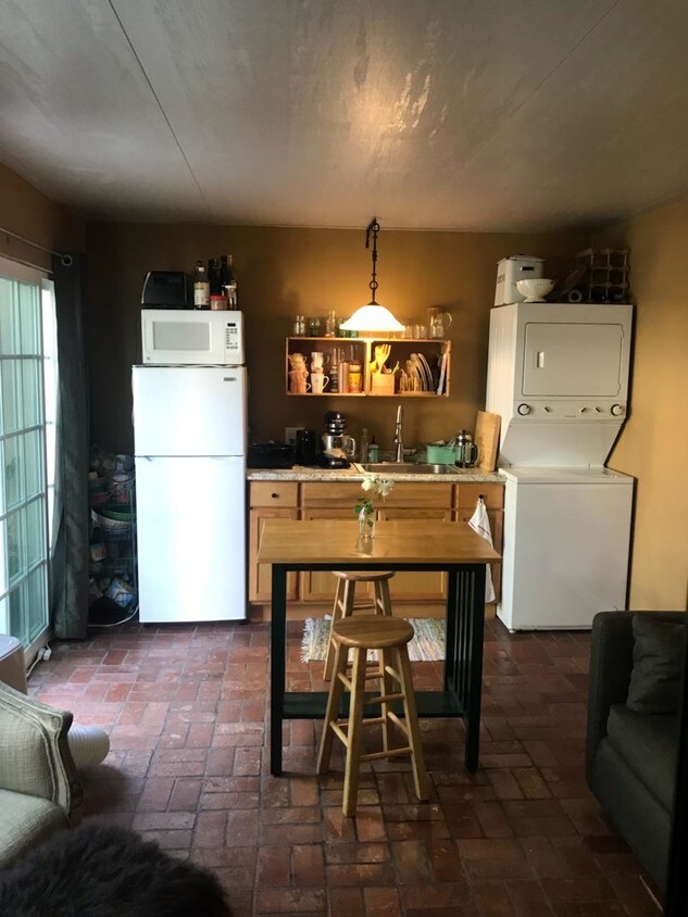 Primary Photo - 2464 Torrejon Pl