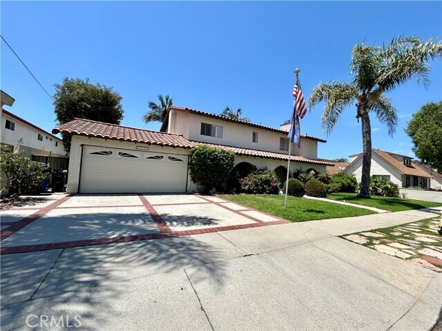 Primary Photo - 25205 Oak St