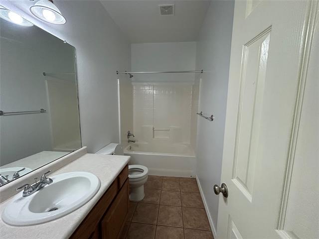 Foto del edificio - 921 Cedar Ridge Dr