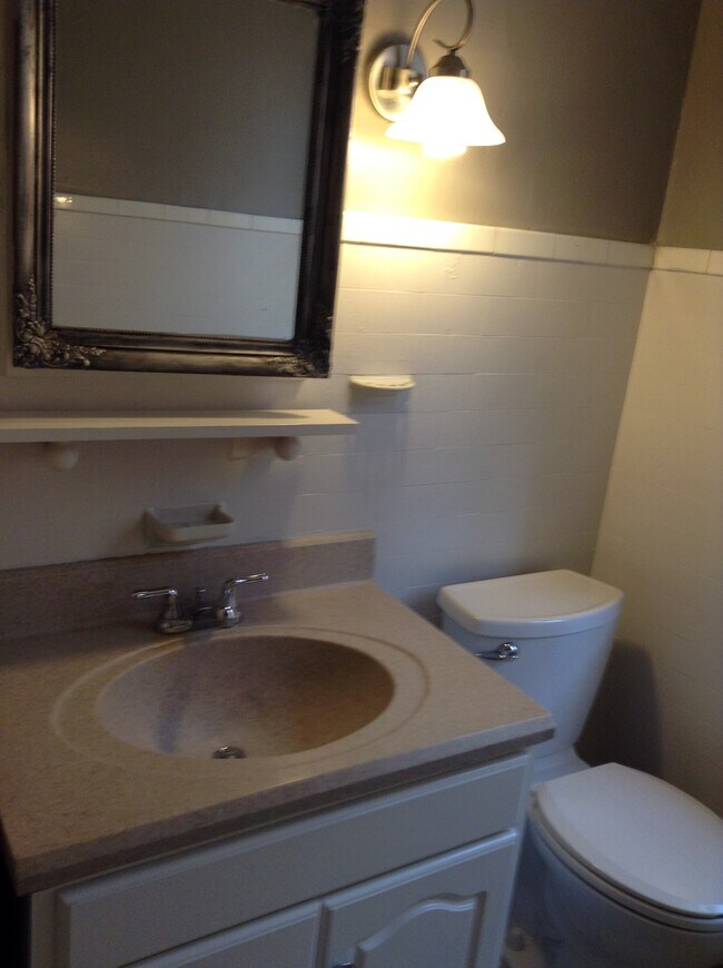 bathroom - 5440 Baywood St