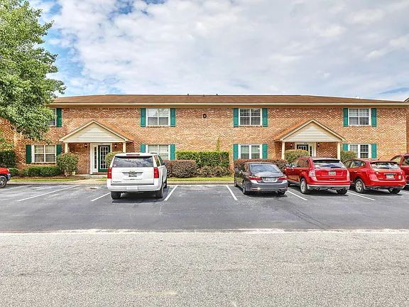 Foto del edificio - 109 Elmwood Ave