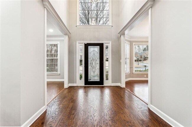 Building Photo - 7160 Fawn Lake Dr