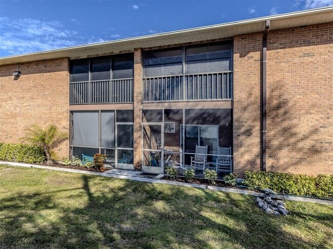 Building Photo - 217 Airport Ave W