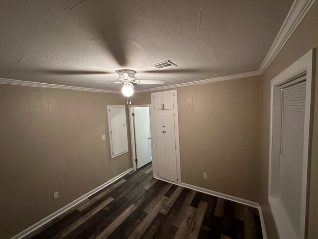 Foto del edificio - 1214 N Kennedy St