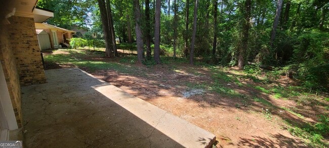 Building Photo - 326 Cindy Dr SE