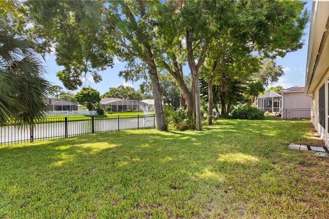 Foto del edificio - 410 Central Mariners Dr