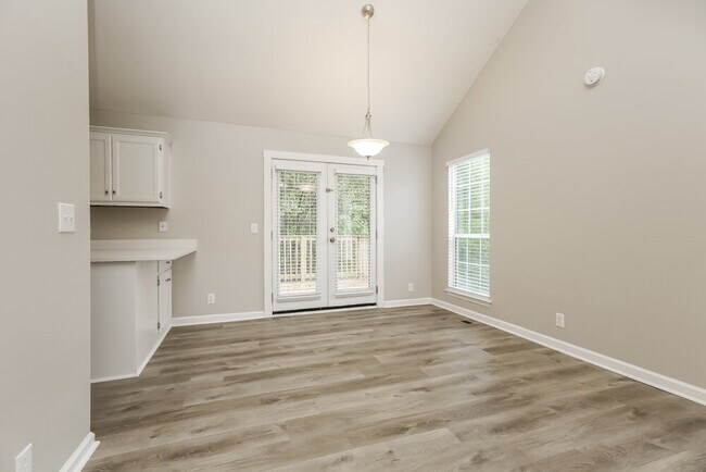 Building Photo - 1216 Danbury Ct