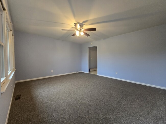 Building Photo - 1645 White Dr