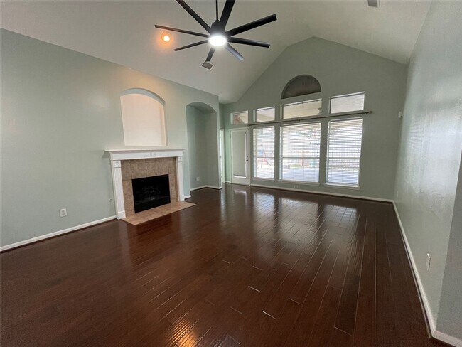 Foto del edificio - 21403 Harvest Grove Ct