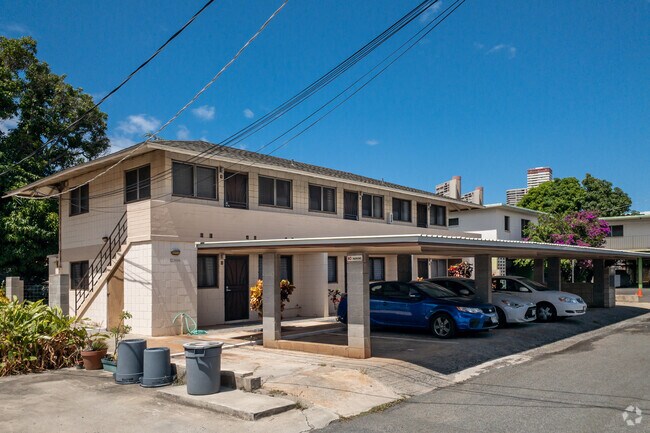 Building Photo - 708 Olokele Ave