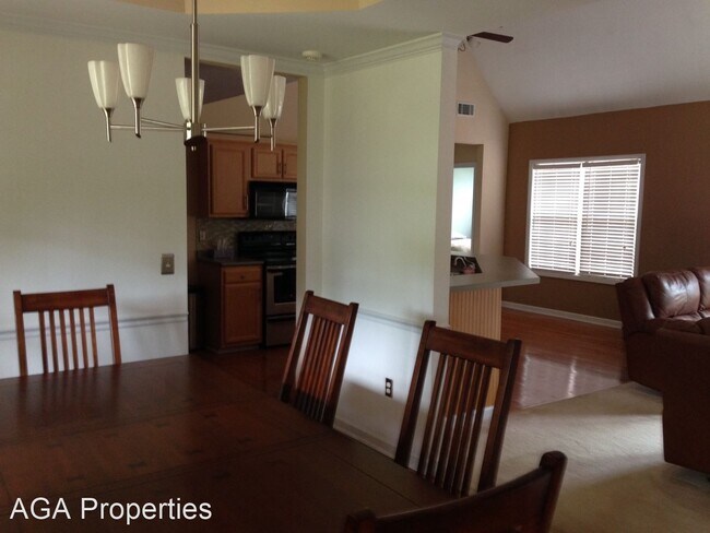 Building Photo - 3 br, 2 bath House - 105 Woodhurst Drive