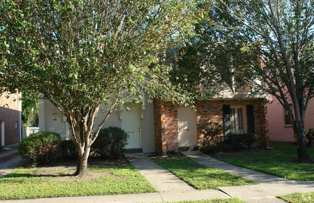 Primary Photo - 4021 Georgetown Dr