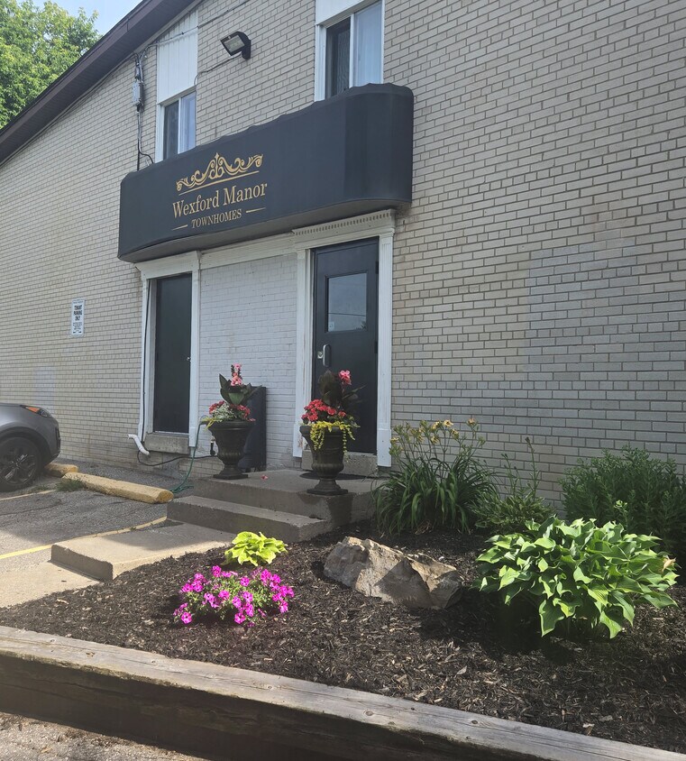 Photo principale - 145 Elinor Avenue