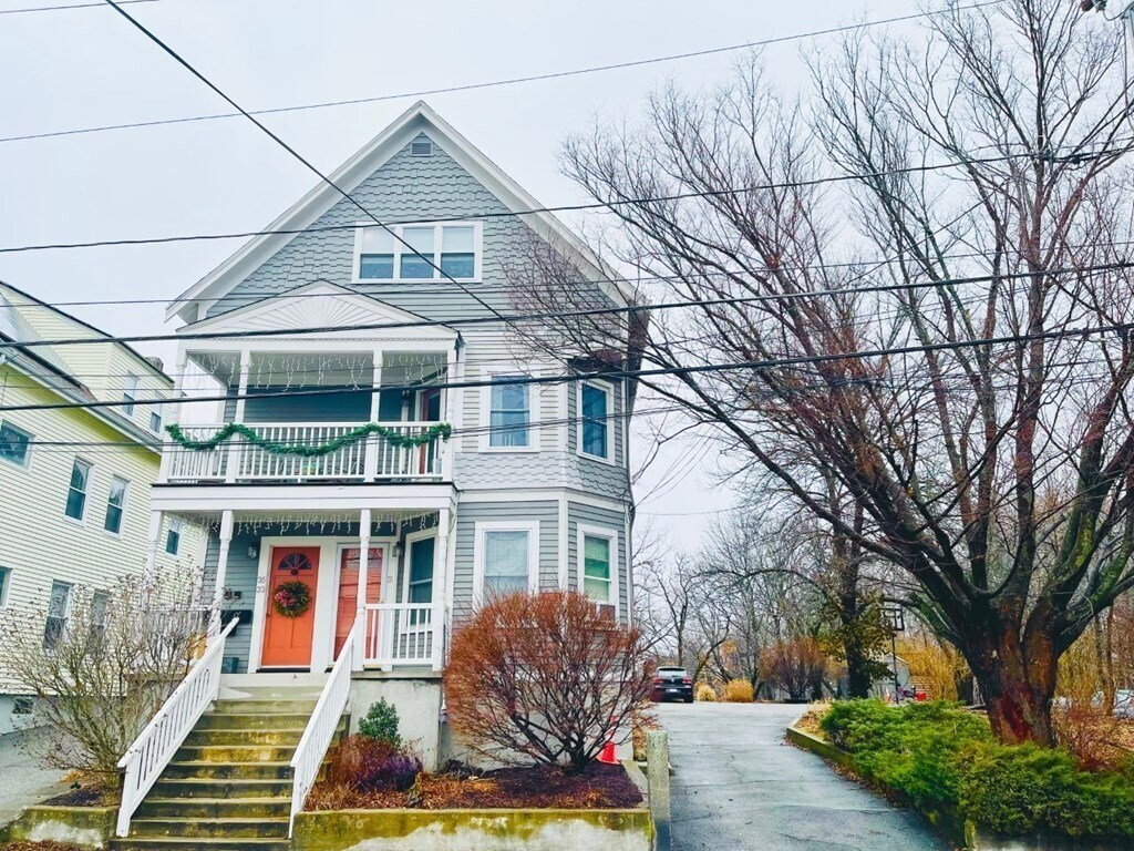 31 Irving St Unit 1, Winchester, MA 01890 Condo for Rent in