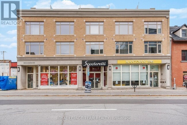 Building Photo - 202-202 St. Patrick St