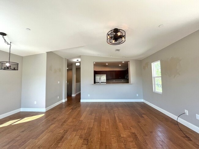 Building Photo - 267 Via las Casitas