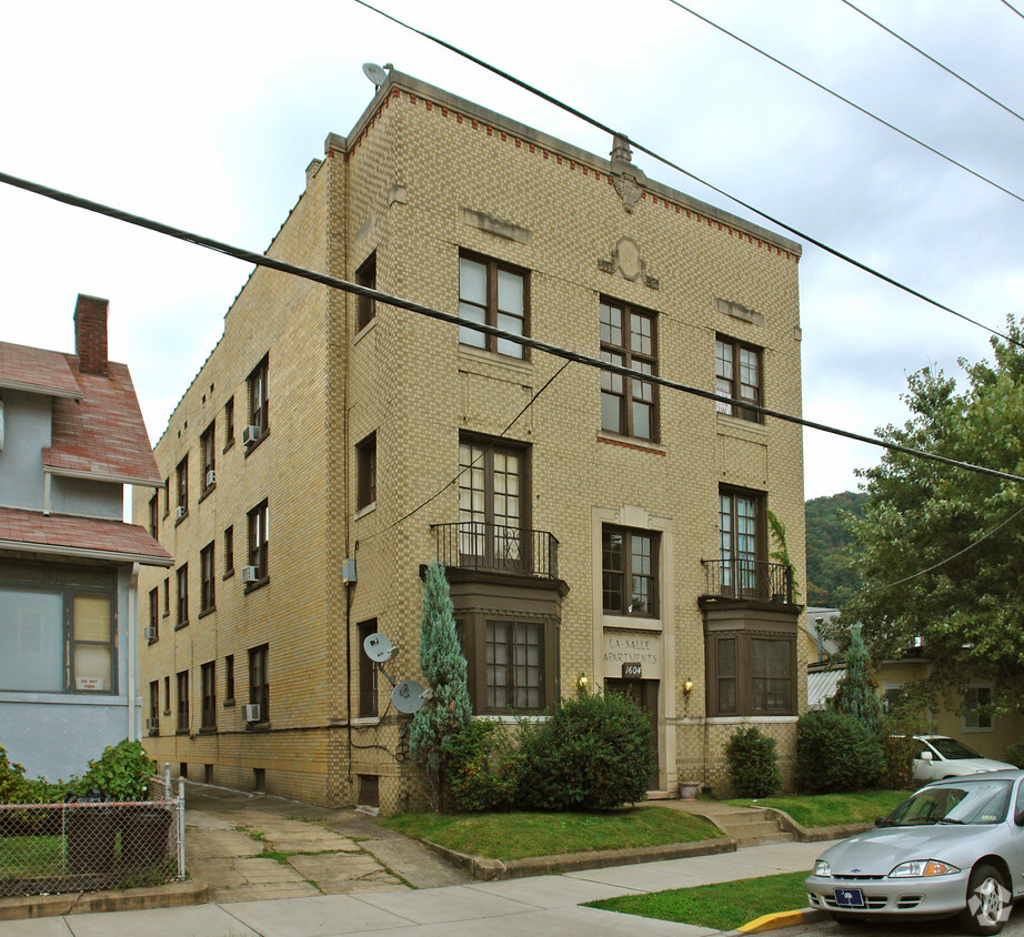 Foto del edificio - La-Salle Apartments